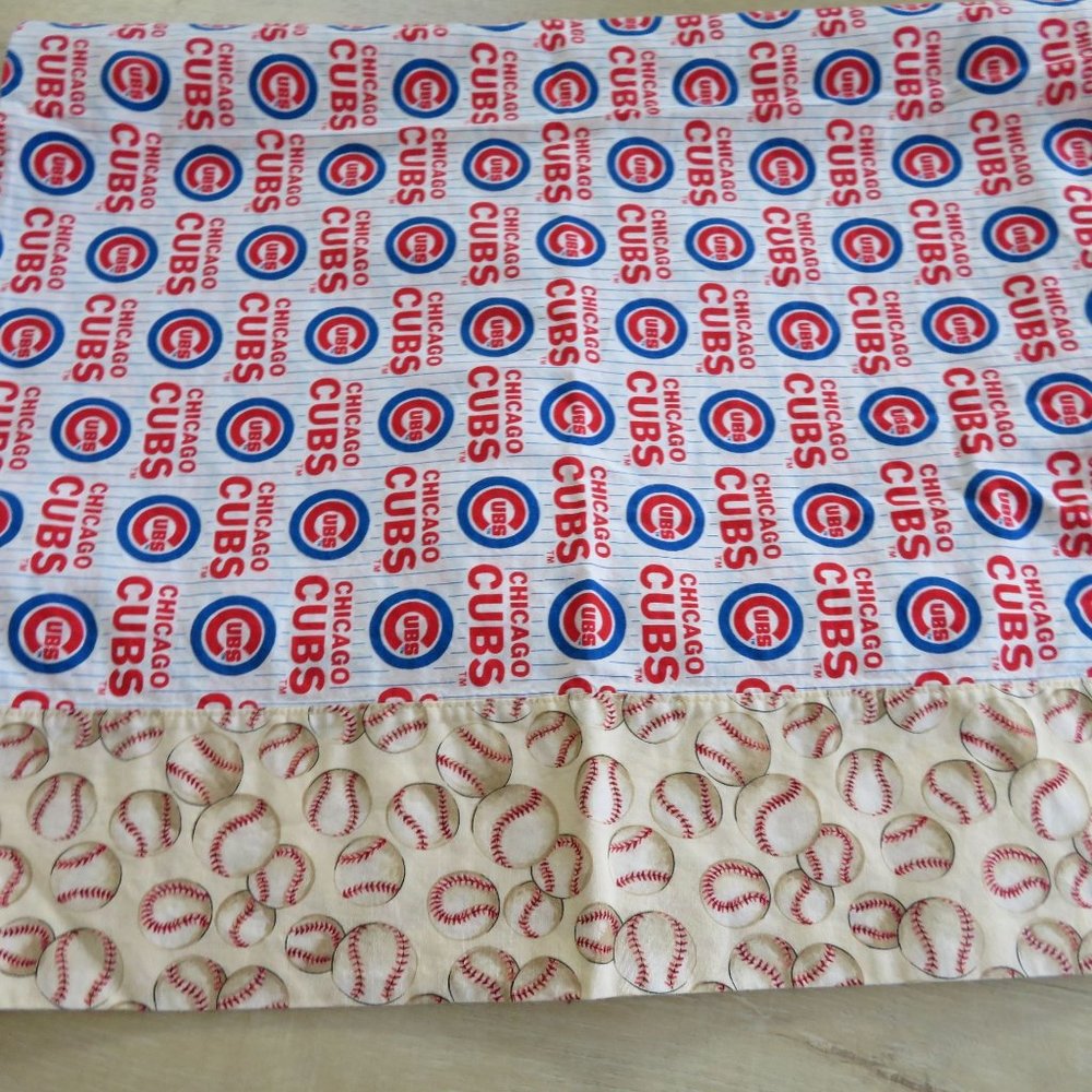 Vintage Pair of 2 Standard Size Handmade Pillowcases Chicago Cubs Baseball NEW